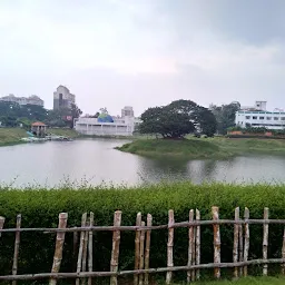 Chetpet Lake