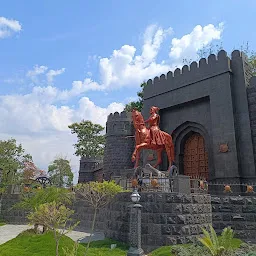 Chhatrapati Shivaji Maharaj Pratima Square