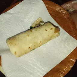 chicken shorma roll