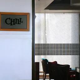 Chill - Hometel Chandigarh