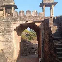 Chopra Gate- Raisen Fort