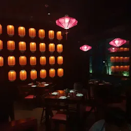 Chúfáng Asian Kitchen & Bar