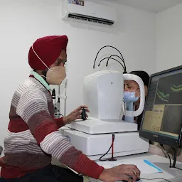 Chugh Eye Surgery Centre - Best Eye Care Hospital in Ludhiana, Punjab. Specialist in Cataract, 100% Blade Free Lasik Laser