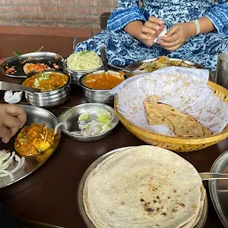 Chulha Chauki da Dhaba - Authentic North Indian Food | Kalyan Nagar Restaurant