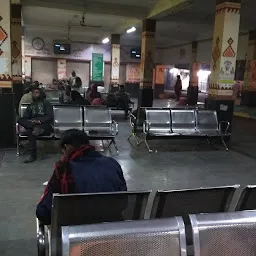 Civil Lines Bus Station (UPSRCTC), Allahabad