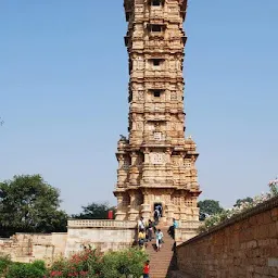 Clarified Butter Stepwell