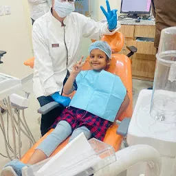 Clove Dental Clinic - Top Dentist in Bhumkar Chowk for RCT, Aligners, Braces, Implants, & More
