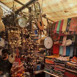 Colaba Causeway Market