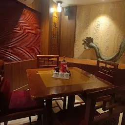 Confucius: Chinese And Thai Restaurant
