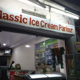 Creamy Paradise icecream parlour