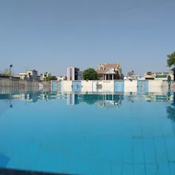 Cricketer Shri Vinu Mankad Municipal Swimming Pool