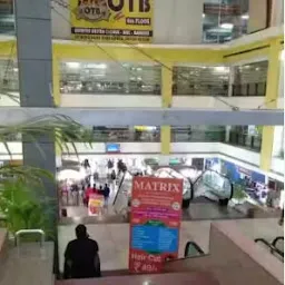Crystal Court Mall