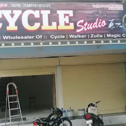 Cycle studio