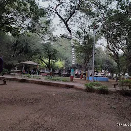 Dada Dadi Nana Nani Park