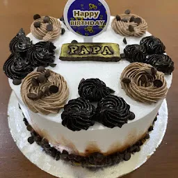 Daksha’s Unique Cake