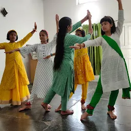 Dance Classes in Bareilly- Iris Dance Yoga Aerobics Institute