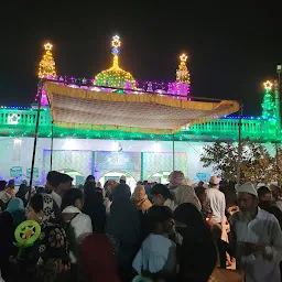Dargah Hazrat Nazmuddeen Shah (R.A.)