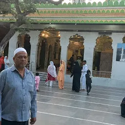 Dargah Sharif of Nahar Shah Wali درگاہ حضرت نہار شاہ ولي