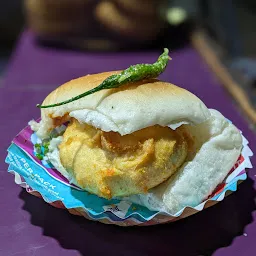 Datta Guru Wadapav & Snack Center