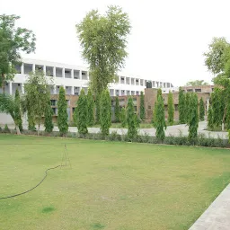 DAV B Ed College