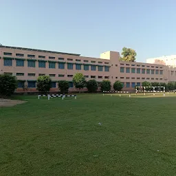 DAV Senior Secondary School
