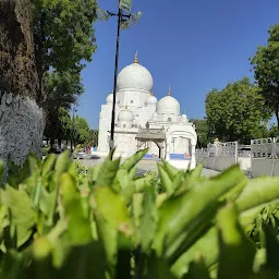 Dawoodi Bohra Musafar Khana Faiz, Qutbi Mazaar