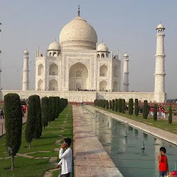Day Tour Guide - Taj Mahal Agra