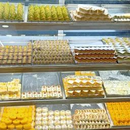 Deep Shri Sweets And Chat
