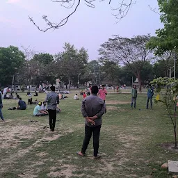 Defence Colony Park