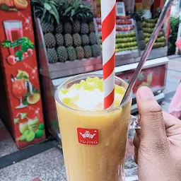 Delhi juice and shake