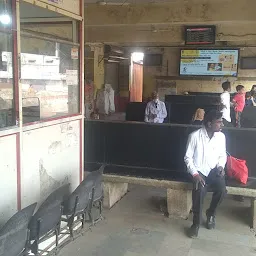 deshmukh computer center jain complex Near Main bus stand side latur