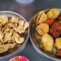 Devaraj bapa na bhajiya ganthiya