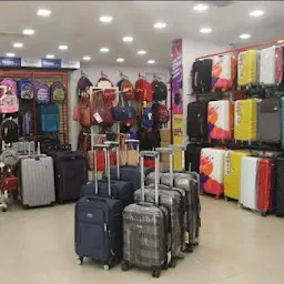 Devi Bag Shopping Mall (Vastral Branch)