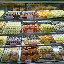 Devi Sweets & Bakery
