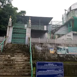 Dhai Seedhi Ki Masjid