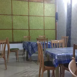 Dhanashree Restaurant