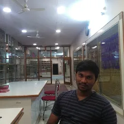 Dharani Sarees Centre