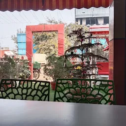 Dheeraj Vaishno Dhaba (SINCE 1986)