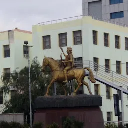 Dheeran Chinnamalai Statue