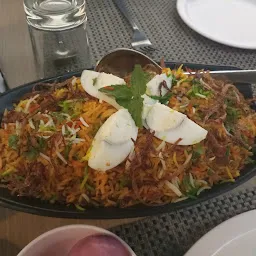 Dhillon Dine- In Family Punjabi Restaurant