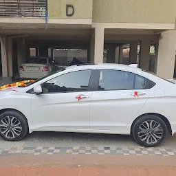 DialCabs - Luxury Car Rental in Ahmedabad | Car Rental Service Ahmedabad | Taxi Service in Ahmedabad