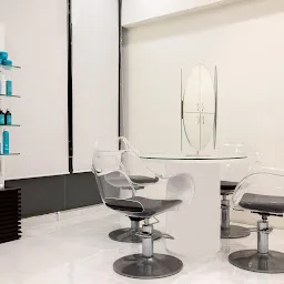 Divinne Salon (The Salonn)