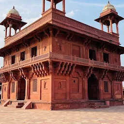 Diwan-E-Khas, Fatehpur Sikri