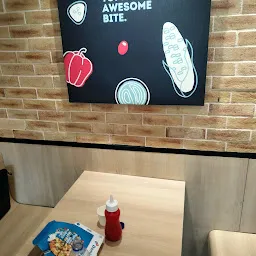 Domino's Pizza - Faizabad