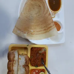 DOSA PLAZA SAHARA GANJ MALL