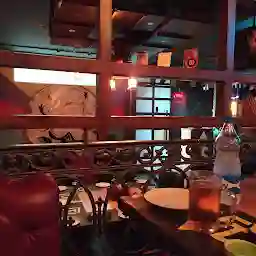 Downtown Cafe & Bar - Restropub ( Top Cafe in Agra)