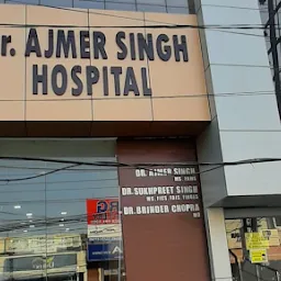 Dr. Ajmer Singh and Dr. Gurpreet Singh (Patiala Surgical Centre)