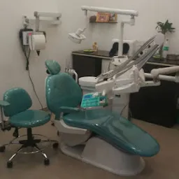 Dr. Akshay A Wadhankar Dental Clinic