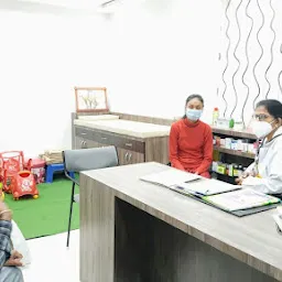Dr. Anubha Gangrade | Pediatrician | Child Specialist | Indore