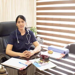 Dr. Bithika Saha : Gallbladder Stones, Hernia, Piles Specialist Doctor & Female General Surgeon in Panchkula